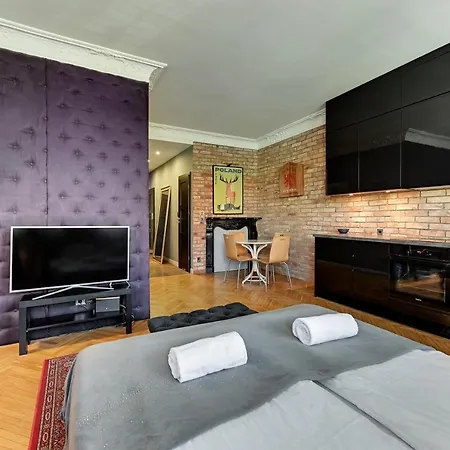 Dom & House - Apartments Old Town Ogarna