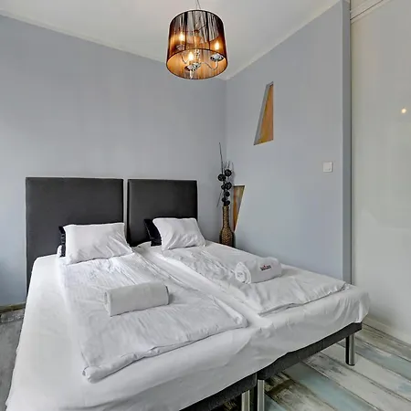 Dom & House - Apartments Old Town Ogarna *