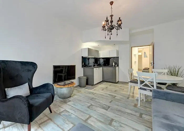 公寓 Old Town Ogarna & By Renters 格但斯克